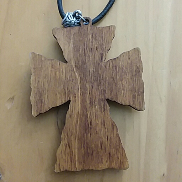 Western Necklace - Picture 3 of 3